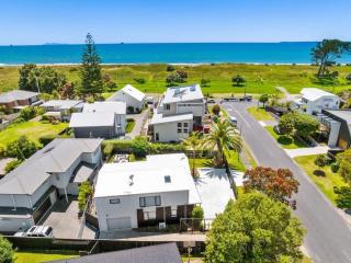 Beauty by the beach - Papamoa - 3