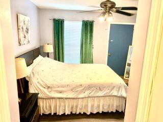 Welcome International Guests-Medical Residents-free shuttle downtown-full kitchen- free parking - Memphis - 2