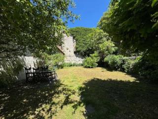 Enchanting 4 Bdr Villa close to Medieval cathedral - 1
