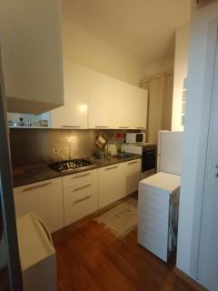 Brenta Studio - close to metro - Milan - 9