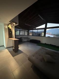 Hermosa casa con hermosas amenidades y cuartos zona universitaria con luxxury amanecer con vista - Lomas de Angelopolis - 7