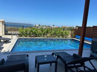 Luxury 3 bedroom villa with Private pool, jacuzzi and sea view - 7