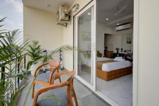 The Lodgers Studio Apartment Near Mall FiftyOne Gurugram - 4