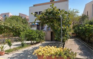 Awesome Apartment In Zadar - 7