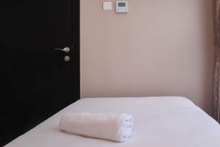 Stunning and Comfy 2BR + Study Room at Sudirman Suites Apartment By Travelio - 4