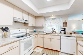 Endless Summer Oasis - Yonkers - 1