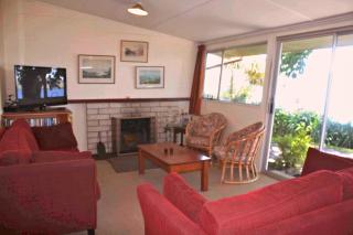 Moeroa - Wharewaka Holiday Home - 5