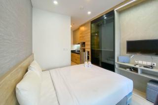 Restful and Comfortable Studio at Ciputra World 2 Apartment By Travelio - Jakarta - 6