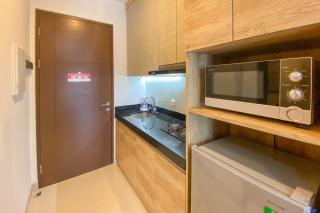 Restful and Comfortable Studio at Ciputra World 2 Apartment By Travelio - Jakarta - 1