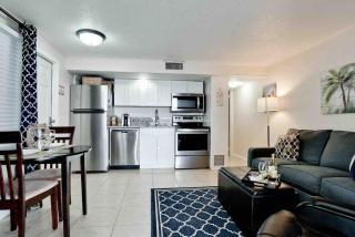 Great After Milton-gorgeous Waterfront!rm - Englewood - 7