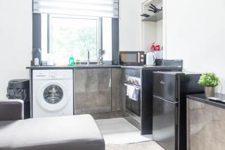 1 BDR Apt By Caledonia Luxe Stays Short Lets & Serviced Accommodation Renton - 9