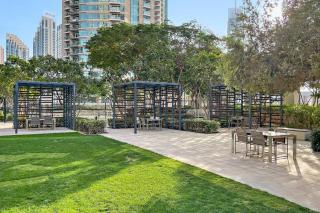 FIRST CLASS 3BR Burj Khalifa & Fountain Views - Dubai - 3