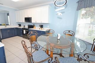 Last Minute Disney Getaway! Private Pool, Hot Tub & Games Room. Book Now! #92425 - Orlando - 6