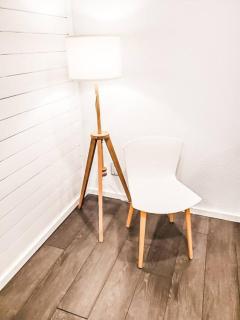 Relax & Enjoy This Spacious Gem In Easy Location - Vancouver - 1
