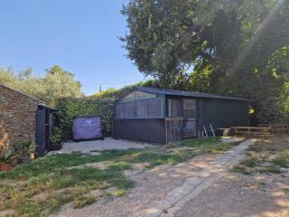 Chalet de 25 m2 avec jardin et piscine uniquement accessible en juin sept - Lorgues - 0