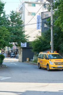 Hyuzen Hotel - 휴젠 - Seoul - 2