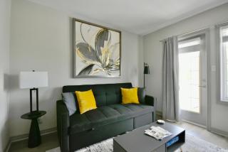 Valley Vista Retreat - Luxe Studio - Top Floor Serenity - Romantic Getaway - Heated Pool Haven - Shanty Bay - 2