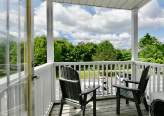 Valley Vista Retreat - Luxe Studio - Top Floor Serenity - Romantic Getaway - Heated Pool Haven - 7