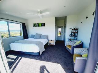Moko Hiwi Escape Ruakaka - Tūī Suite - Ruakaka - 3