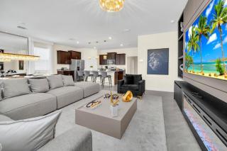 Last Minute Disney Getaway! Private Pool, Hot Tub & Games Room. Book Now! #88701 - Orlando - 4