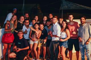 Black Swan Hostel Sevilla - Seville - 0