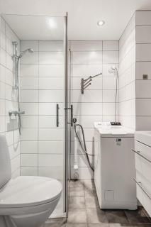350m To City Beach I TV & Workspace In EVERY Room! - Bergen - 4