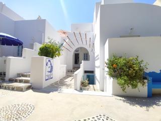 Chariot Apartments Santorini - 9