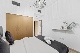 FIRST CLASS 3BR Luxurious & Elegant Retreat - Dubai - 4