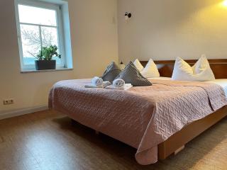 Hotel & Restaurant Schloss Weißenburg - Uhlstädt - 7