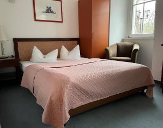 Hotel & Restaurant Schloss Weißenburg - Uhlstädt - 6
