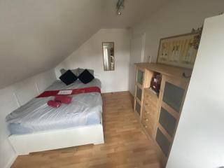 Ruhige Wohnung nahe Zentrum u Messe - Stuttgart - 3