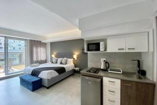 Foreshore Winks 403 - Cape Town - 3
