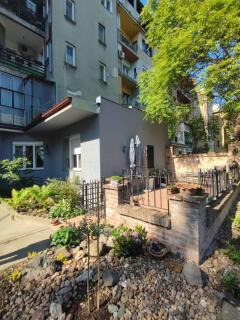 OLD SCHOOL GARDEN Apartment - Novi Sad - 1