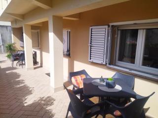 Apartment Dunja - Povljana - 1