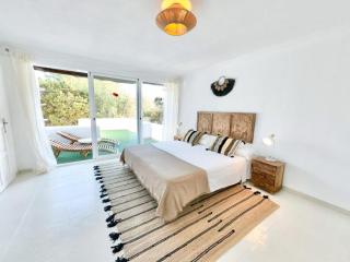 Villa Walk To O Beach Large Pool Bbq - Sant Antoni de Portmany - 6