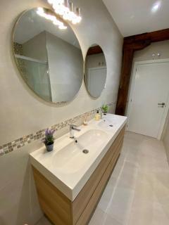 Habitación en apartamento con zonas comunes compartida HSJG - 6