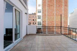 Magical Design With Terrace - L'Hospitalet de Llobregat - 9