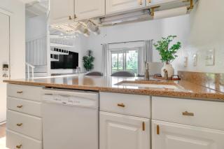 Lake Erie Getaway with Dock about 13 Mi to Port Clinton! - Oak Harbor - 2