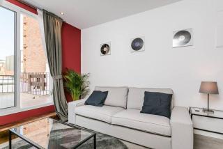 Magical Design With Terrace - L'Hospitalet de Llobregat - 3