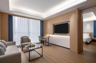 Microtel by Wyndham Qingdao Huangdao - Qingdao - 4