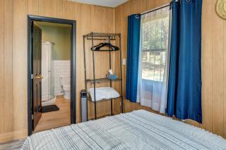 Patio and Hot Tub Cozy Cabin Retreat in Bailey! - 2