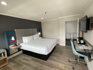 The Midtowner Hotel, SureStay Collection by Best Western - Sacramento - 3