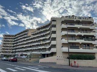 Studio cabine en étage, front de mer - Fréjus - 1