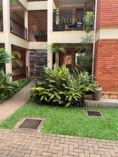Castle Apartments Kisaasi - Kampala - 2