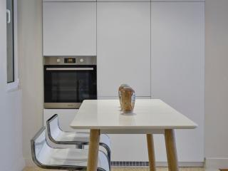 Quiet, central 2bd Apt, Kolonaki - Athens - 1