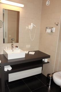 Cleythil Hotel - 5