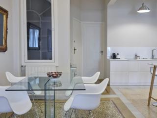 Quiet, central 2bd Apt, Kolonaki - Athens - 4