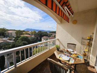Vue mer, WIFI, climatisation, 3 couchages,500m de la plage...Tout à pied - Saint-Mandrier-sur-Mer - 0
