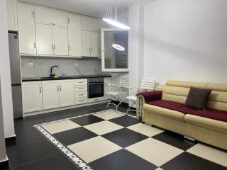 Apartament near beach, with garden - Golem - 7