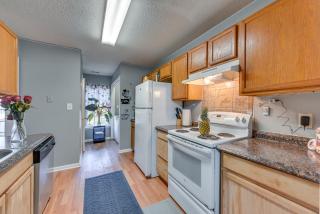 Uptown Charlotte Townhome with Hot Tub - Charlotte - 0